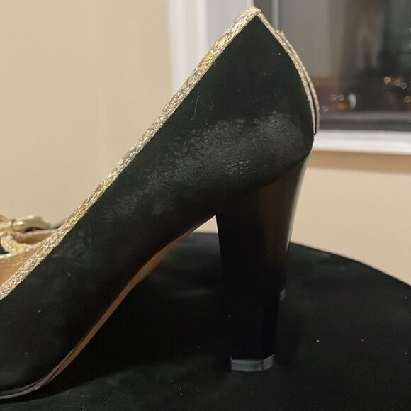 Black suede Micheal’s Kors belted round toe high heels stilettos size 7.5 M - Picture 10 of 15
